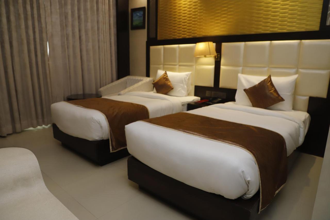 Udman Chhattarpur Hotel